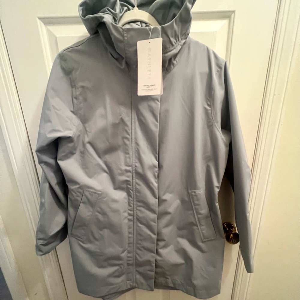 NWT! Athleta Forecast Shell, in light blue, sz L